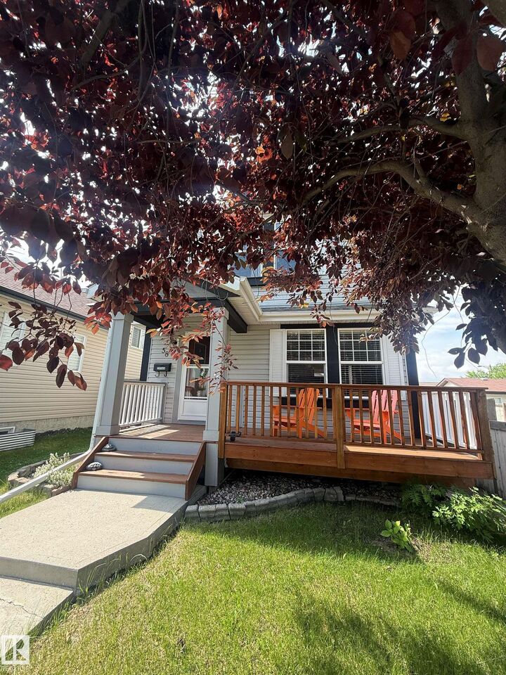 Property Photo: 58 Summerfield Point(E) AB T8H 2P6