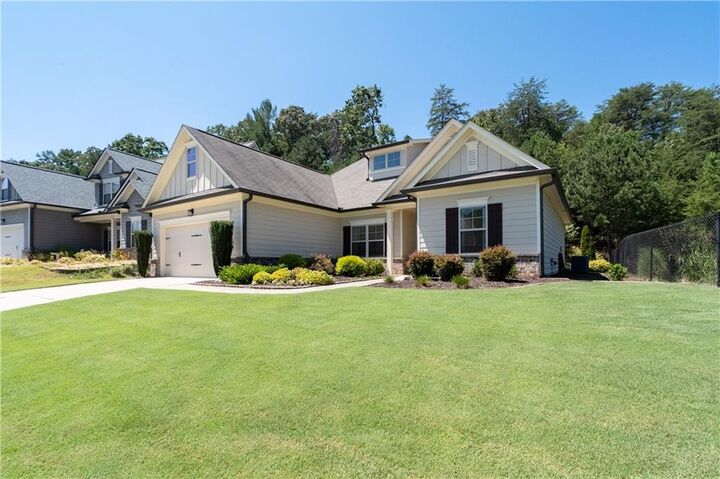 Property Photo:  302 Flowing Trail  GA 30534 