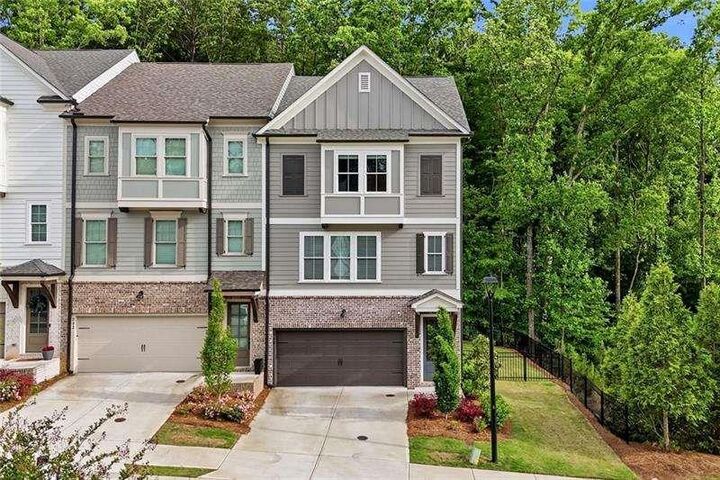 Property Photo:  228 Retreat Lane  GA 30114 