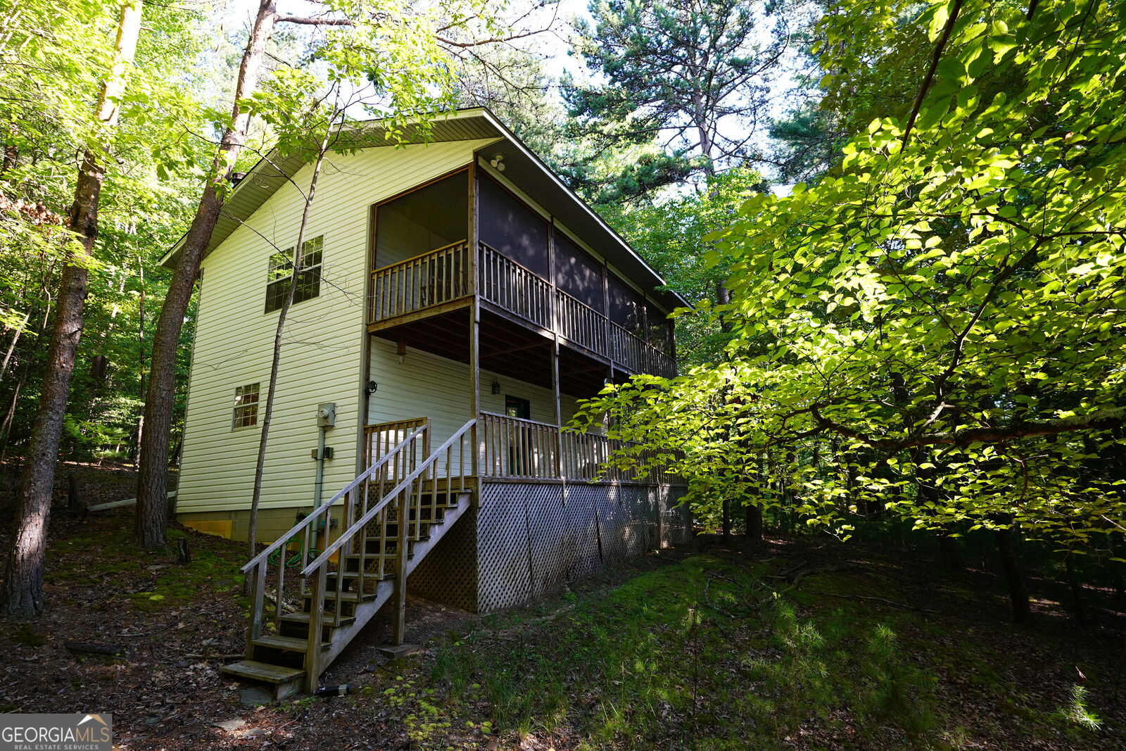 Property Photo:  732 Honeysuckle Drive  GA 30512 