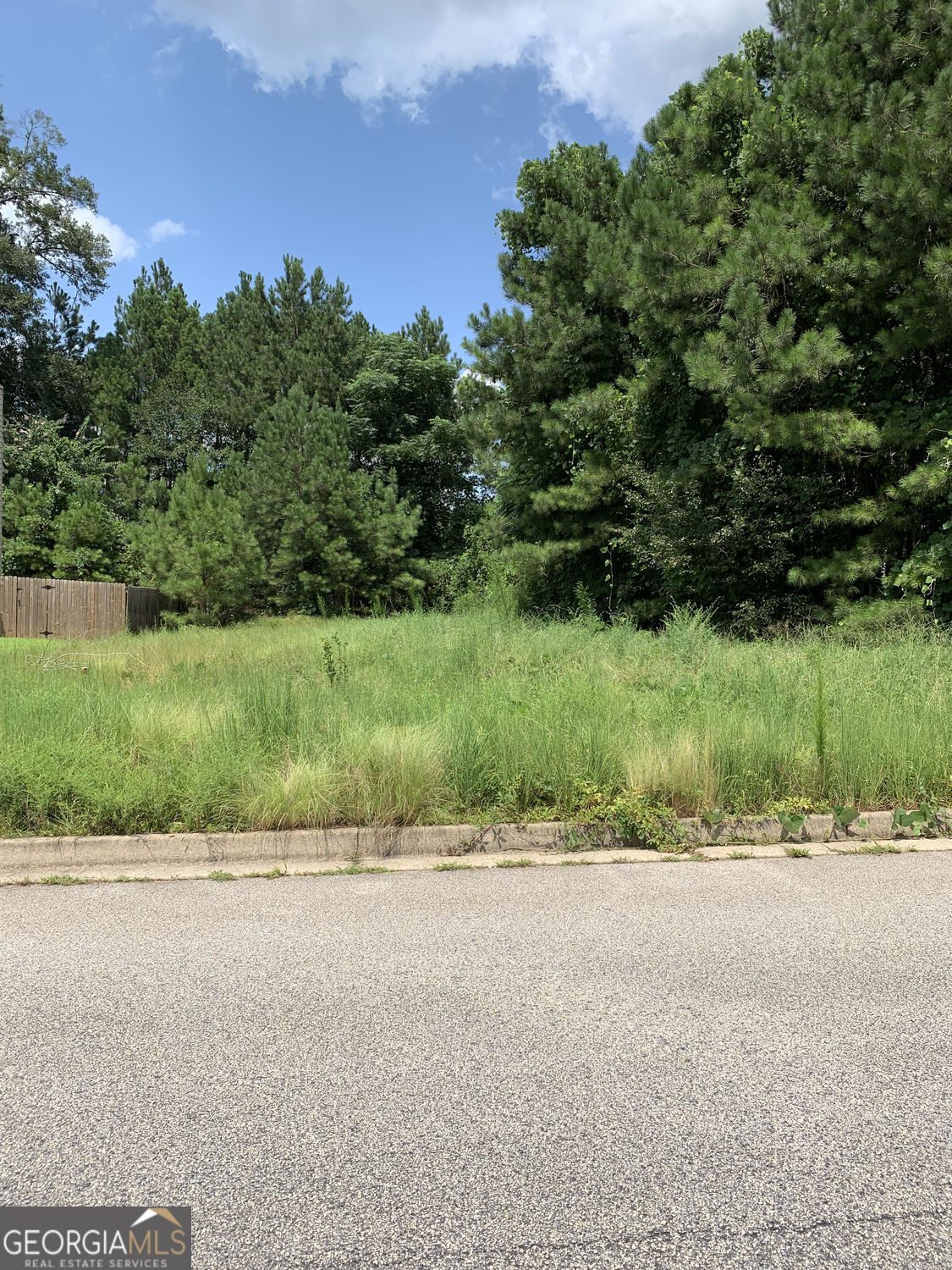 Property Photo:  604 Tahoe Trail  GA 30281 
