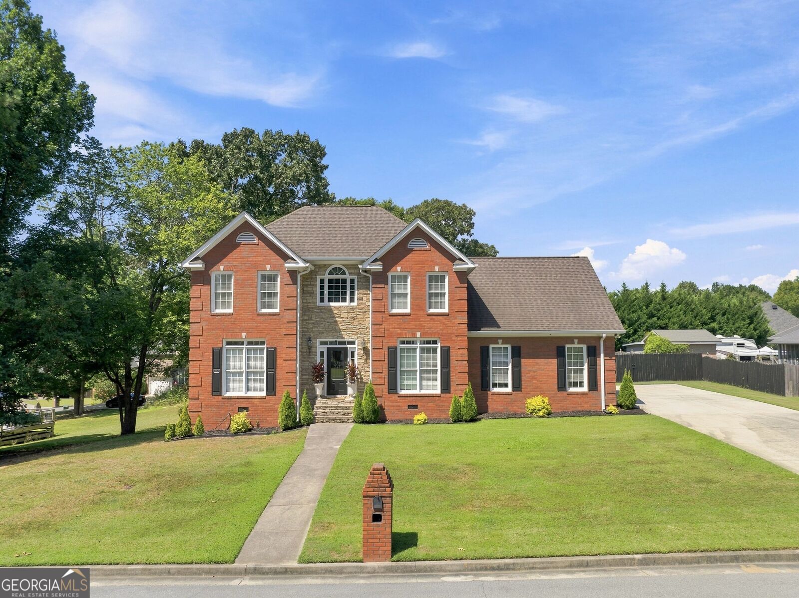 Property Photo: 22 Stonebrook Drive SW GA 30165