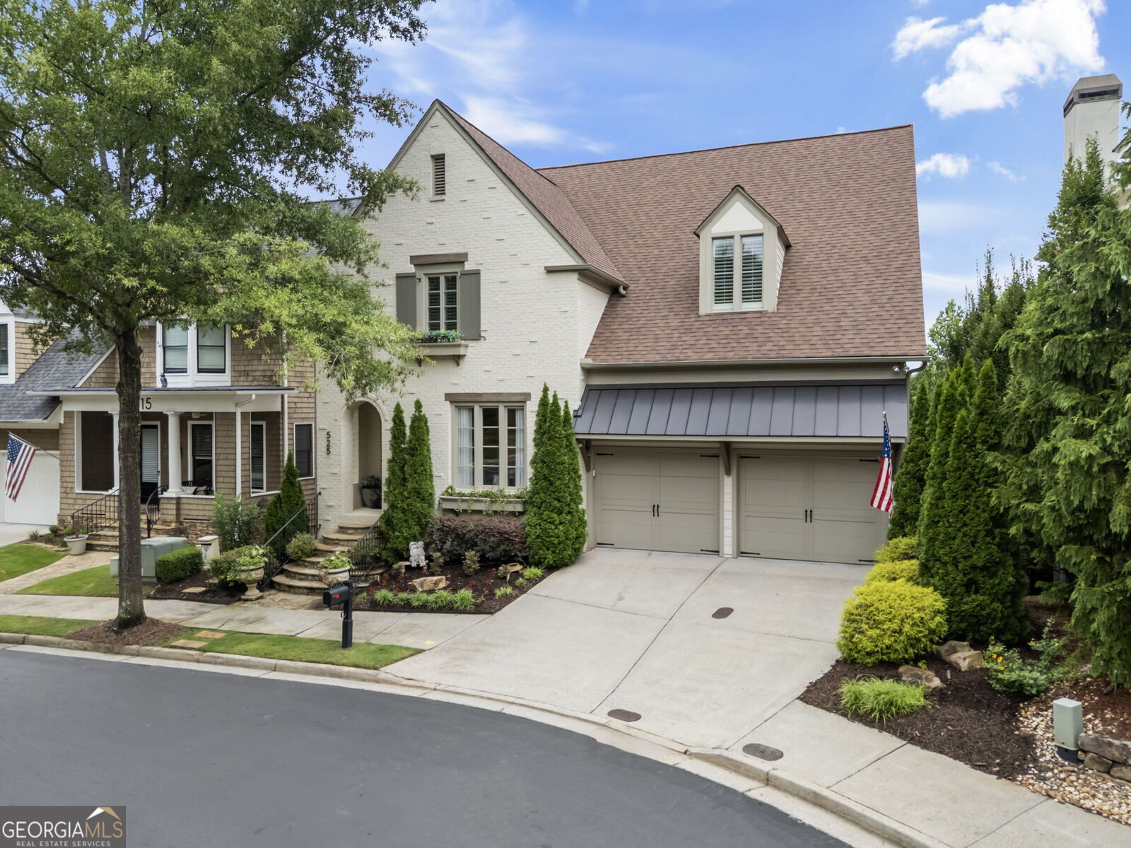 Property Photo: 525 Willow Oak Way GA 30076