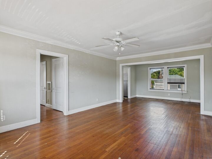 Property Photo: 1920 Richmond Avenue 16 TX 77098