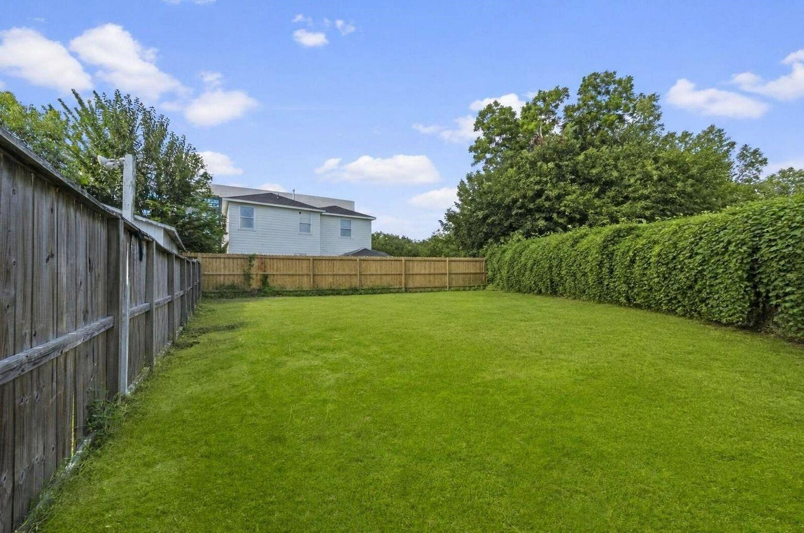 Property Photo: 3514 McIlhenny Street TX 77004