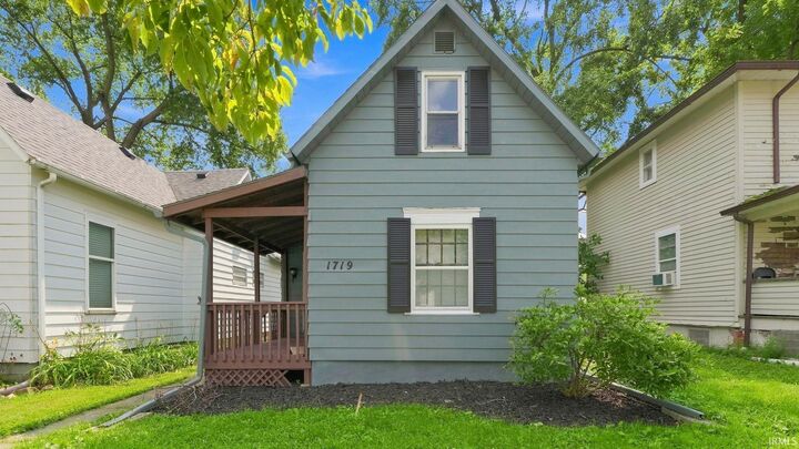 Property Photo:  1719 Sinclair Street  IN 46808 