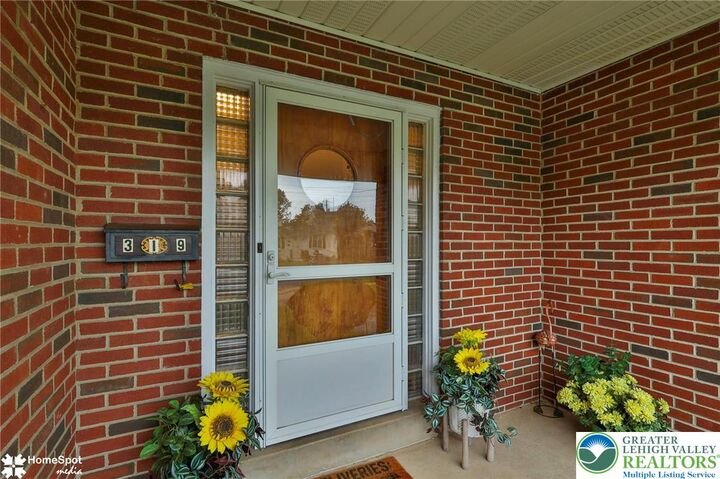 Property Photo: 319 S Ott Street PA 18104
