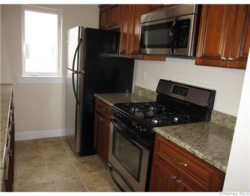 Property Photo:  110 Tondo Circle  NY 10926 