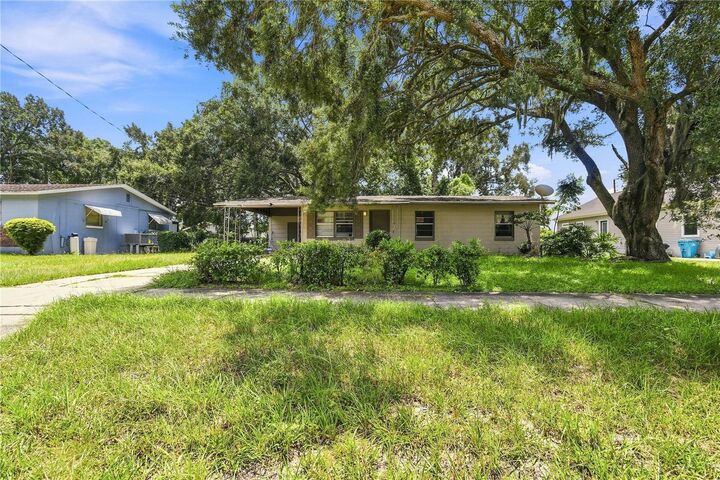 Property Photo: 4186 Cepeda Street FL 32811
