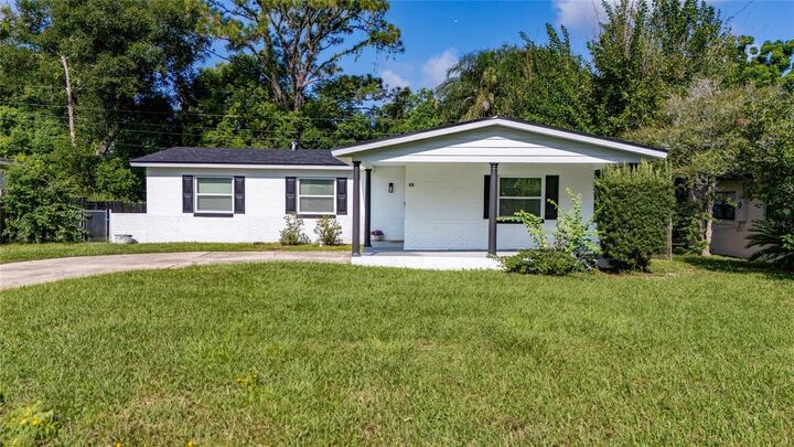 Property Photo:  618 Woodling Place  FL 32701 