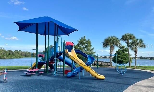 Property Photo:  7026 Vista Park Boulevard  FL 32829 