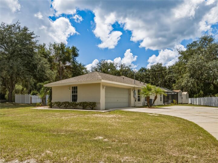 Property Photo:  40129 Palm Street  FL 32159 