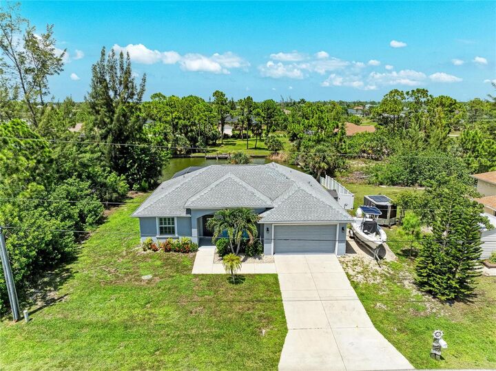 Property Photo:  15040 Lyneburg Avenue  FL 33981 