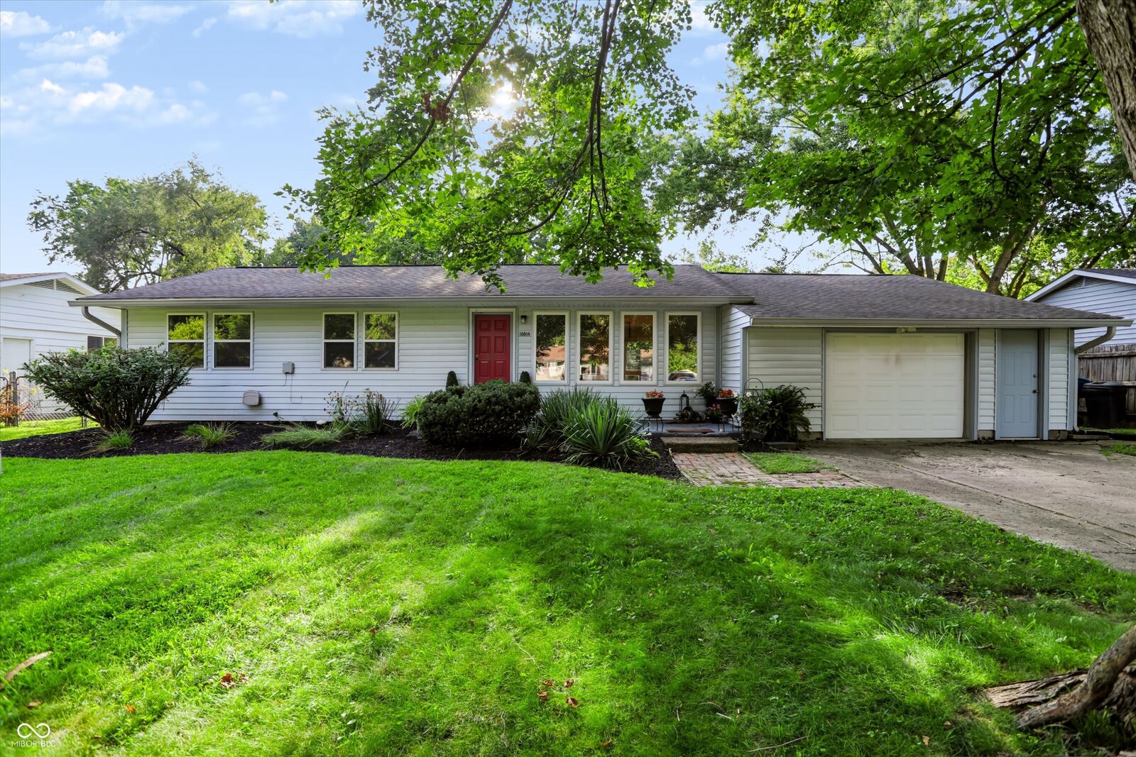 Property Photo:  10814 Broadway Street  IN 46280 