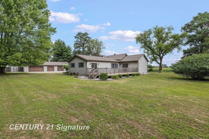 Property Photo:  1545 N Graham Road  MI 48623 