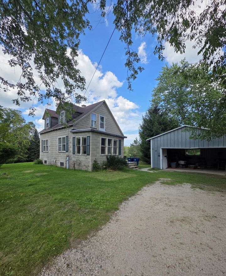 Property Photo:  101 Lake St  WI 53011 