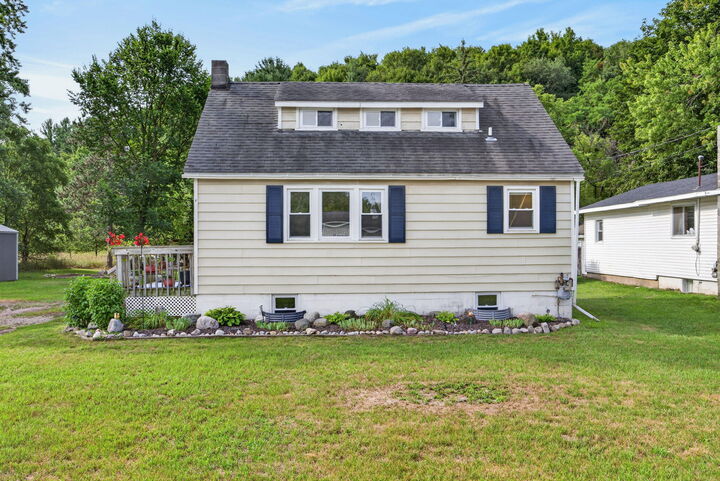 Property Photo: 625 W Bridge Street MI 49307