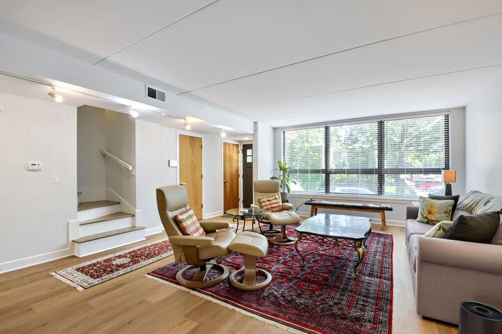 Property Photo:  5472 S Dorchester Avenue  IL 60615 