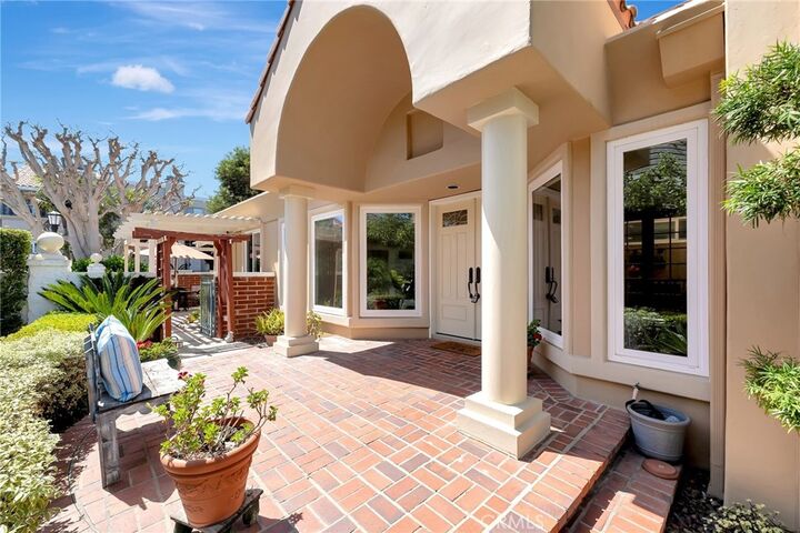 Property Photo: 6062 Eaglecrest Drive CA 92648