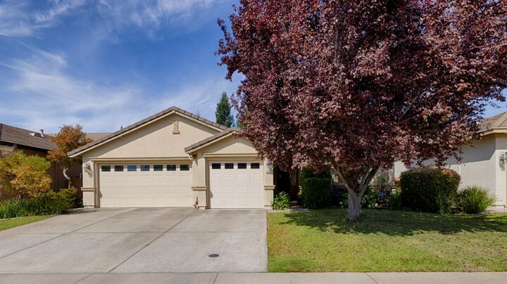 Property Photo:  2149 Lucetta Way  CA 95661 