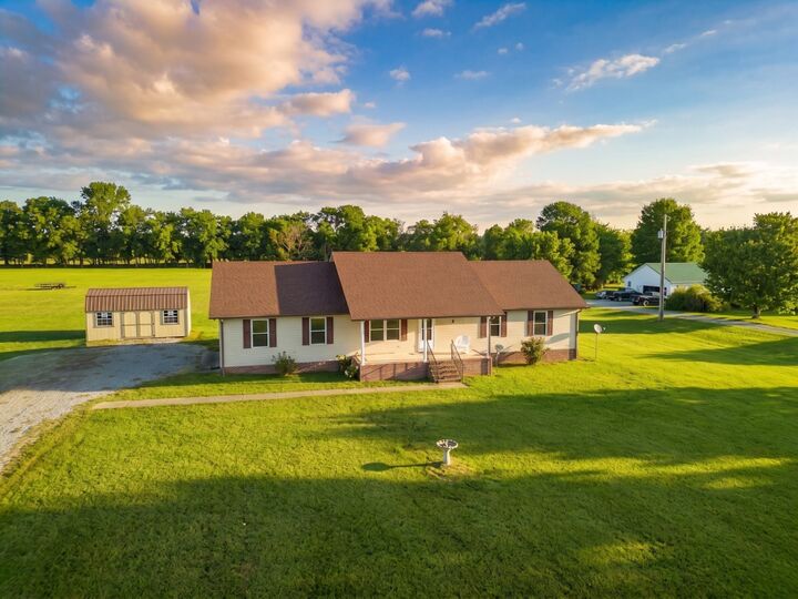 Property Photo: 986 Bethlehem Church Rd TN 37160