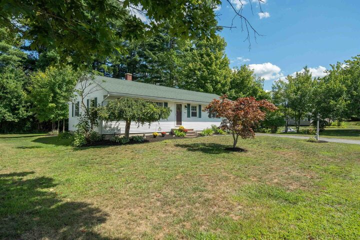 Property Photo: 7 Ridgewood Avenue NH 03249