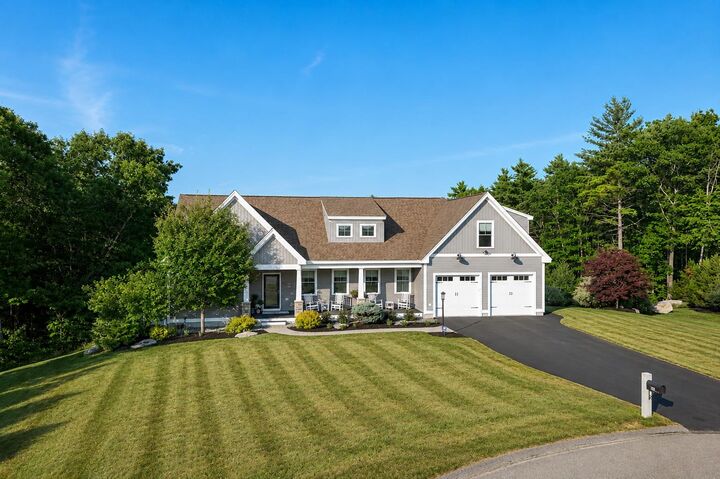 Property Photo: 18 Sunrise Circle NH 03032