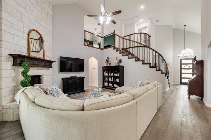 Property Photo:  7624 Echo Hill Lane  TX 76208 