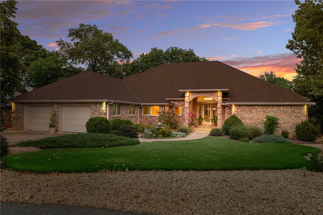 Property Photo:  16 Ellwood Circle  AR 72715 