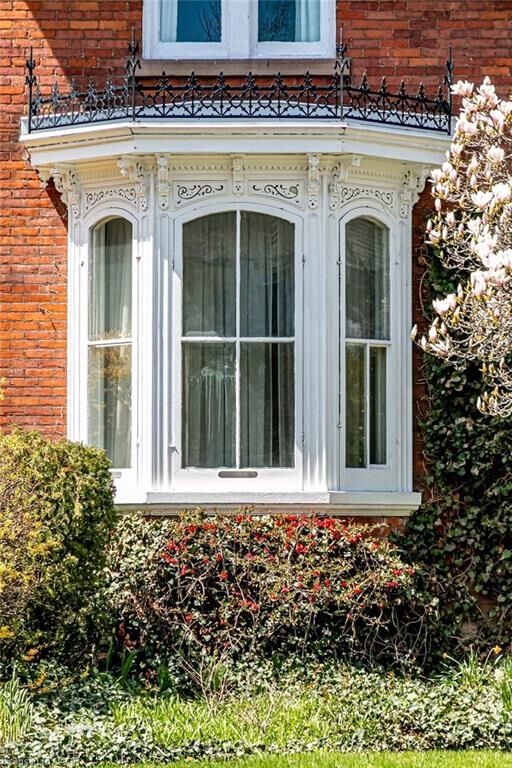 Property Photo: 370 Hess Street S ON L8P 3R1