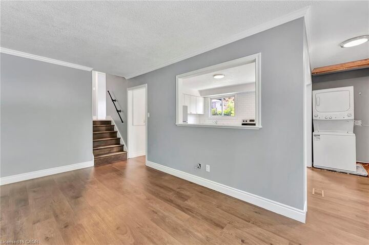 Property Photo: 7 Hillside Drive 1 ON N2E 1R1