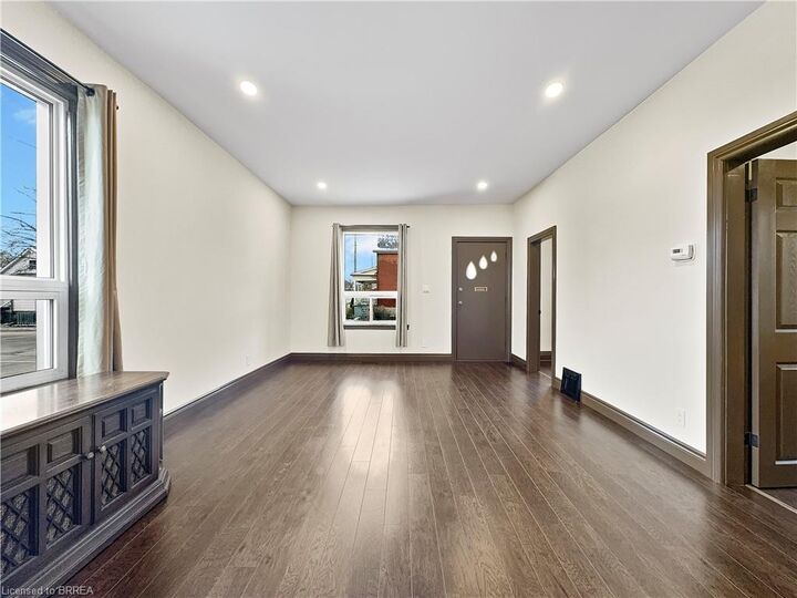 Property Photo:  79 Rawdon Street  ON N3S 6C4 