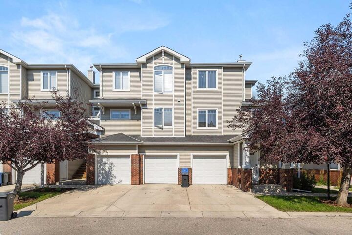 8000 Wentworth Drive SW 805 — photo 1