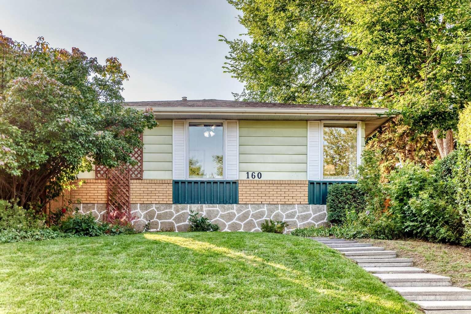 Property Photo: 160 Dover Ridge Bay SE AB T2B 2B5