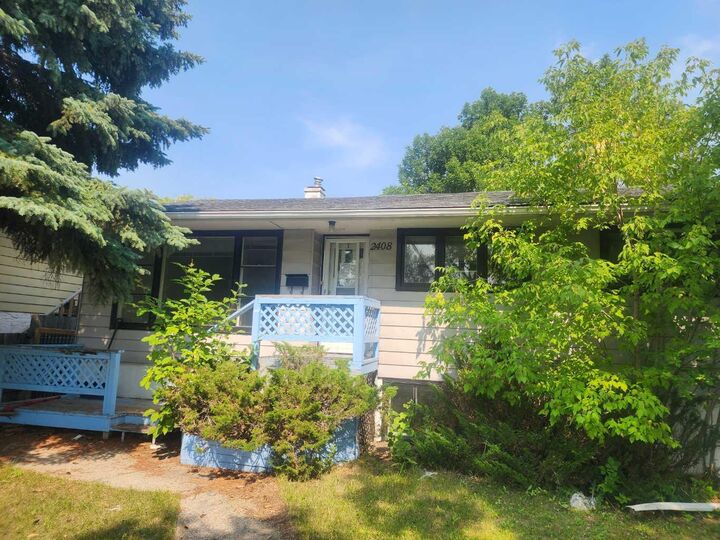 Property Photo: 2408 23 Avenue SW AB T2T 0W2