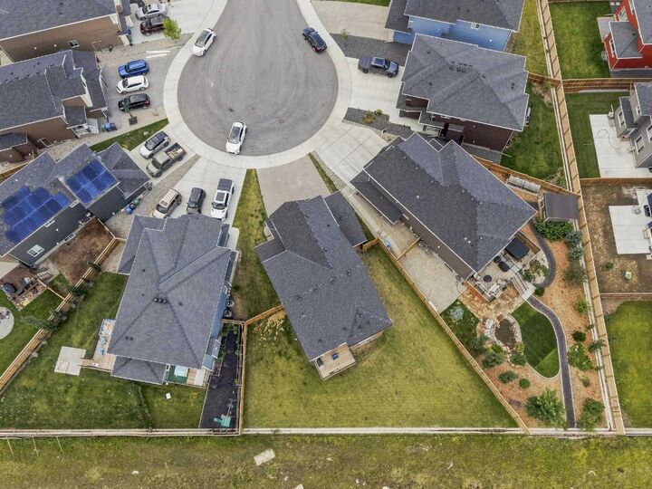 Property Photo:  123 Dawson Harbour Court  AB T1X 1Z7 