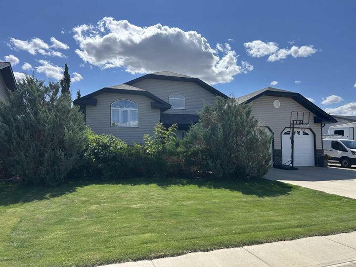 173 Westview Crescent — photo 1