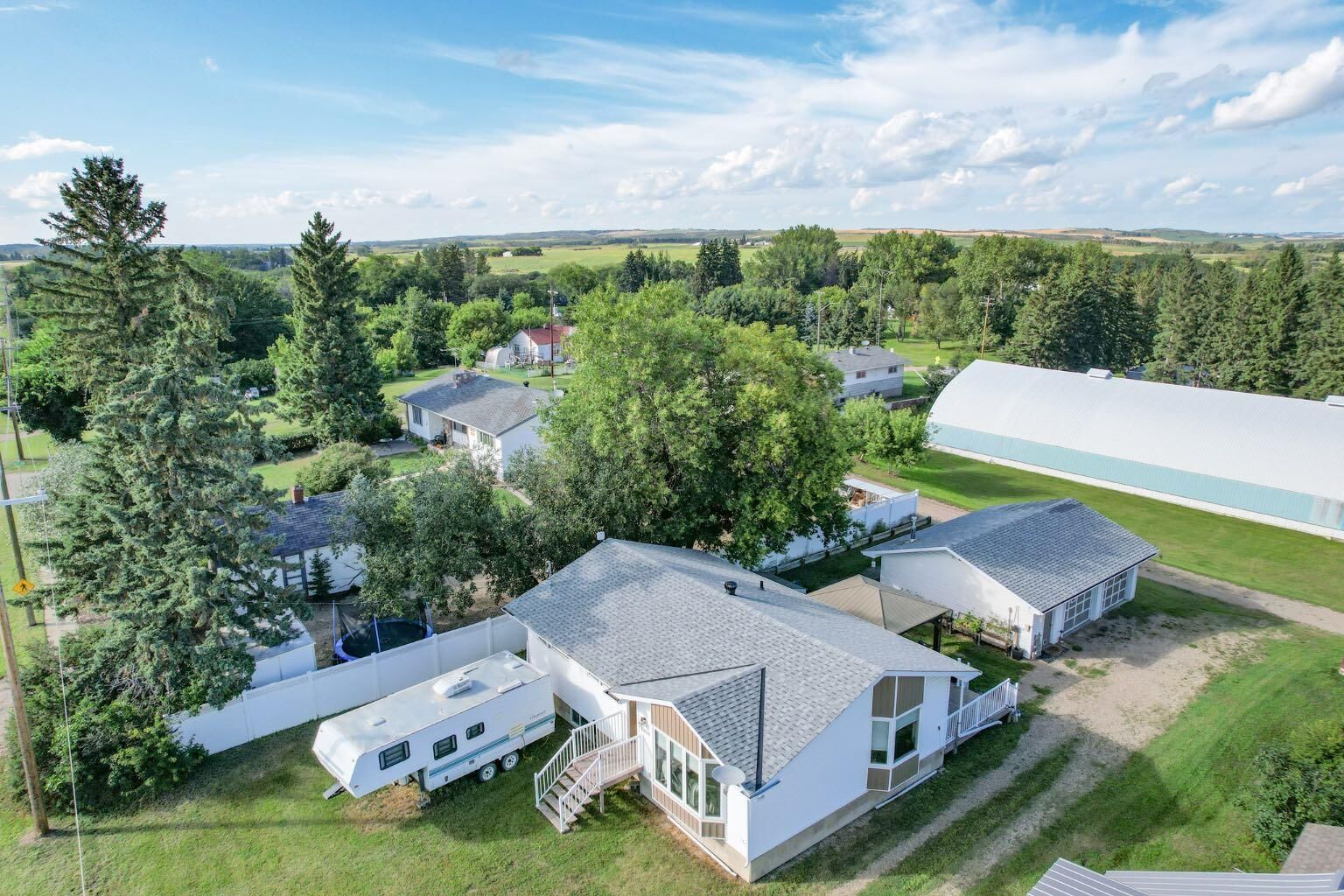 Property Photo: 4808 51 Avenue AB T0C 0B0