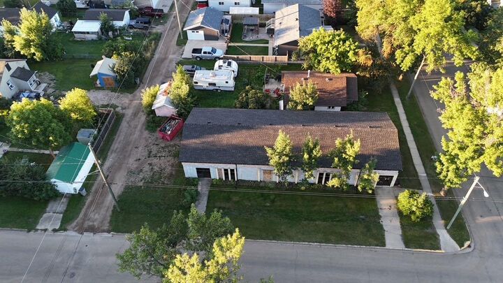 Property Photo: 4719 49 Street AB T0C 2L1