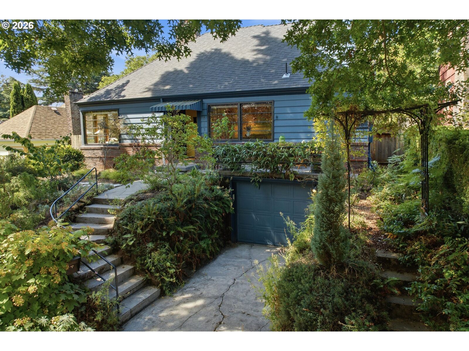 Property Photo: 4115 NE 17th Ave OR 97211