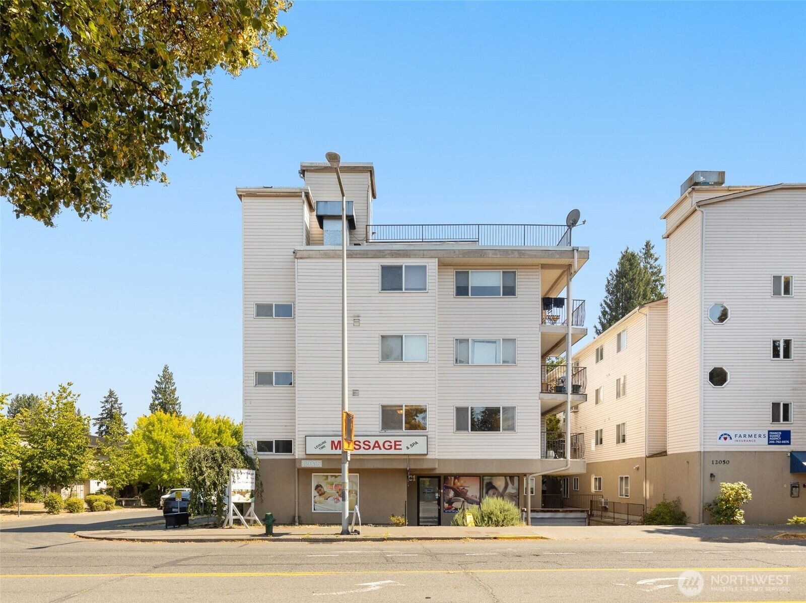 Property Photo:  12056  15th Avenue NE 201  WA 98125 