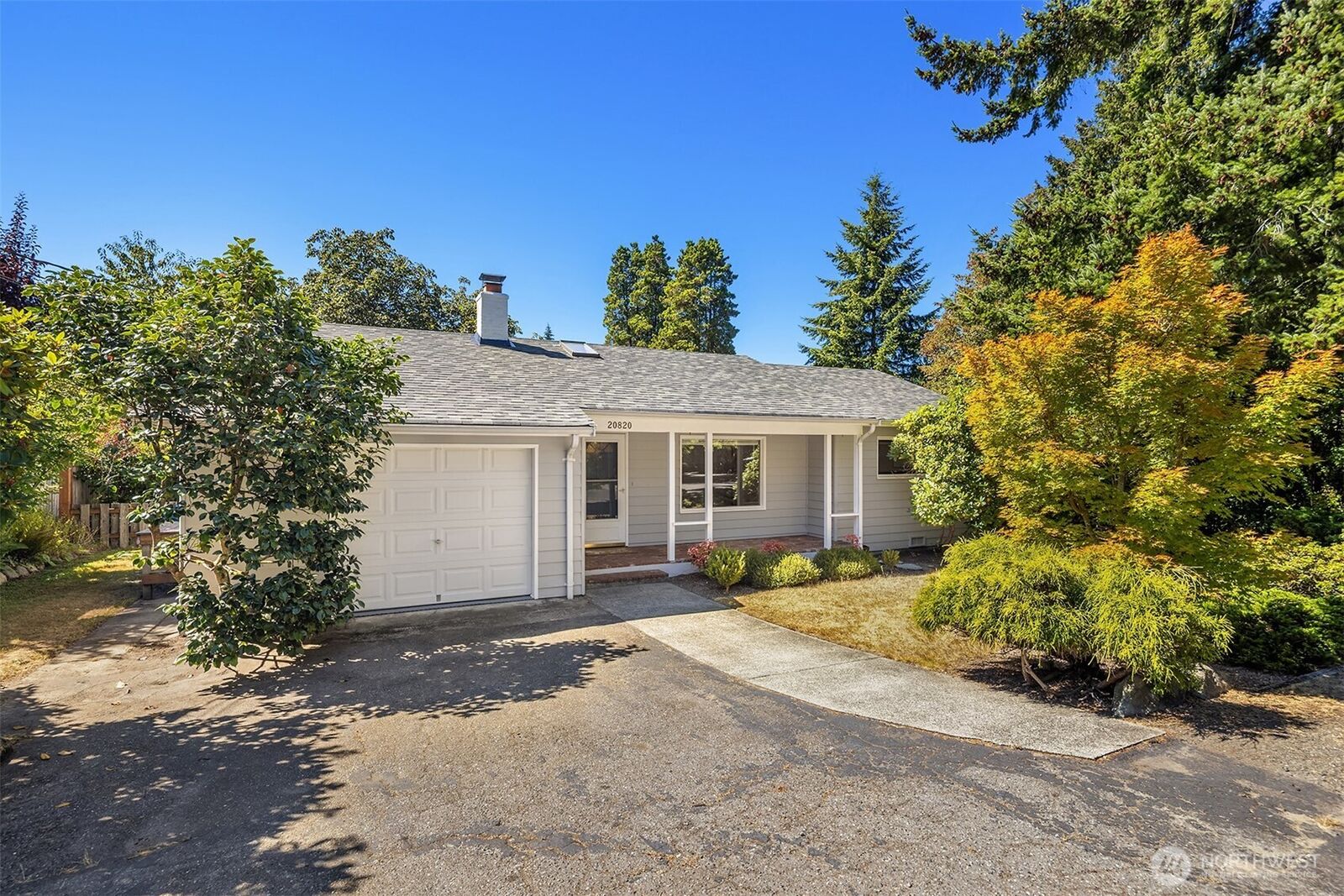 Property Photo: 20820 Hillcrest Place WA 98026