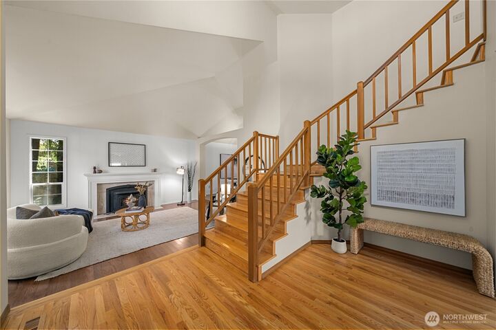 Property Photo: 25327 236th Court SE WA 98038