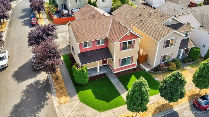 Property Photo: 4014 153rd Place SE WA 98012