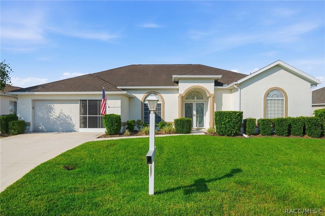Property Photo: 2160 NW 50th Circle FL 34482