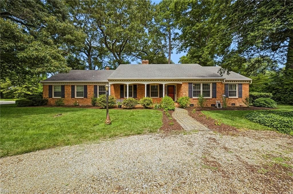 Property Photo:  4348 Thoroughgood Dr  VA 23455 