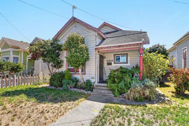 Property Photo:  156 Elm Street  CA 95076 