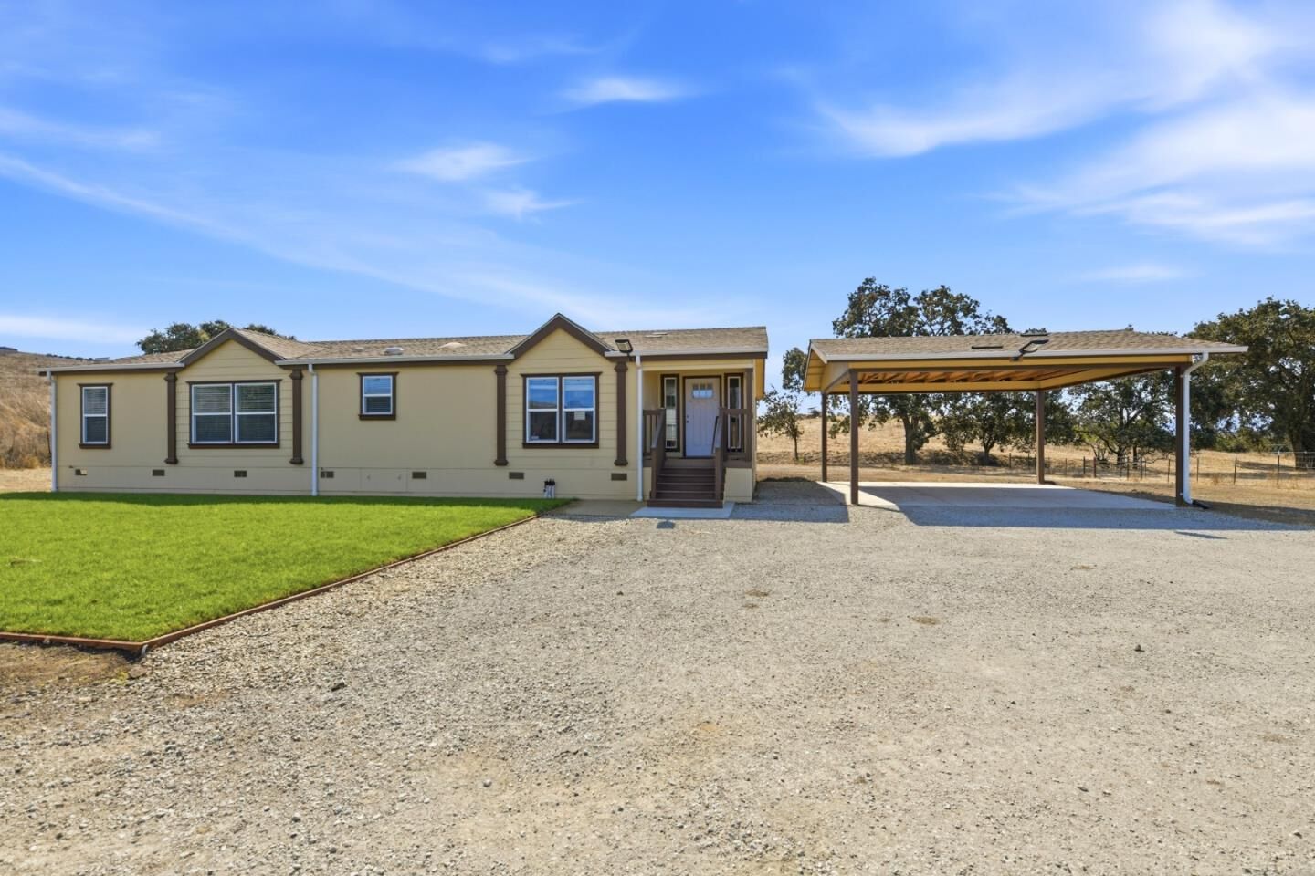 Property Photo:  4000 Prunedale Avenue  CA 95020 