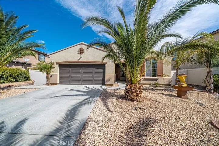 Property Photo: 1070 Viscano Court CA 92571