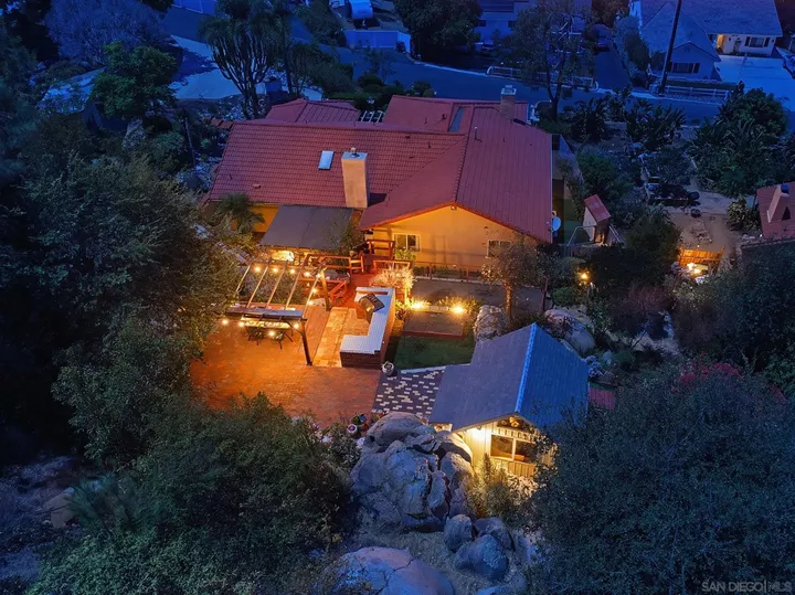 Property Photo: 1653 Vista Vereda CA 92019
